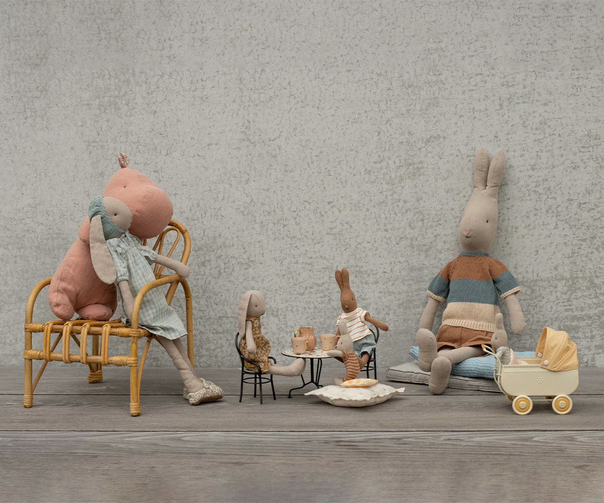 Miniature Dining Table Set w/ 2 Chairs - Cardeva