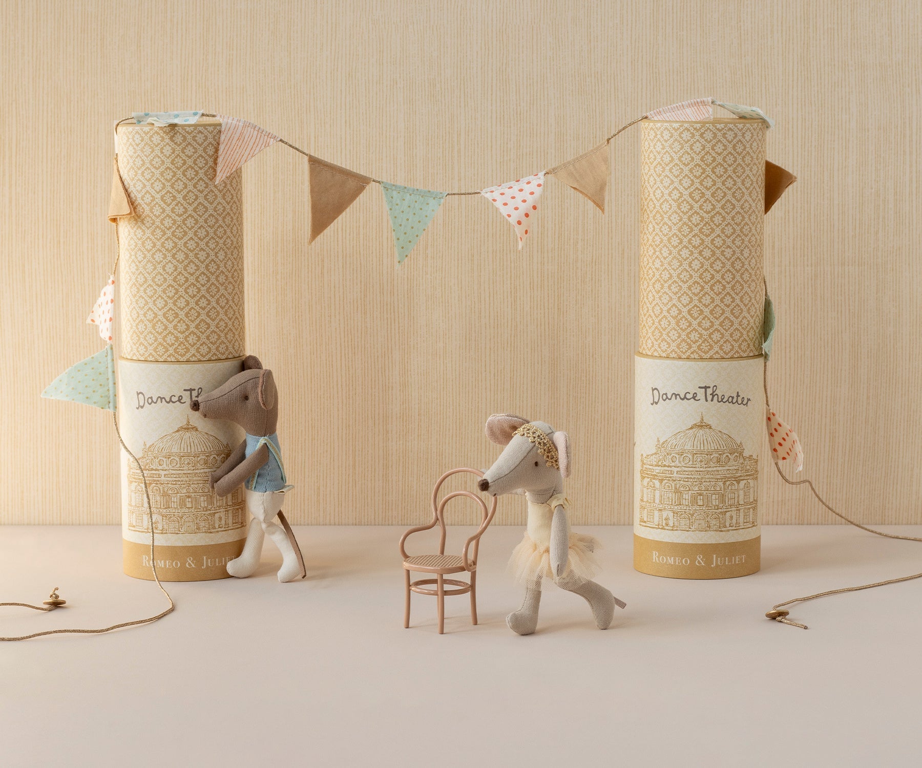 Big Sister Ballet Dancer Mouse - Cardeva